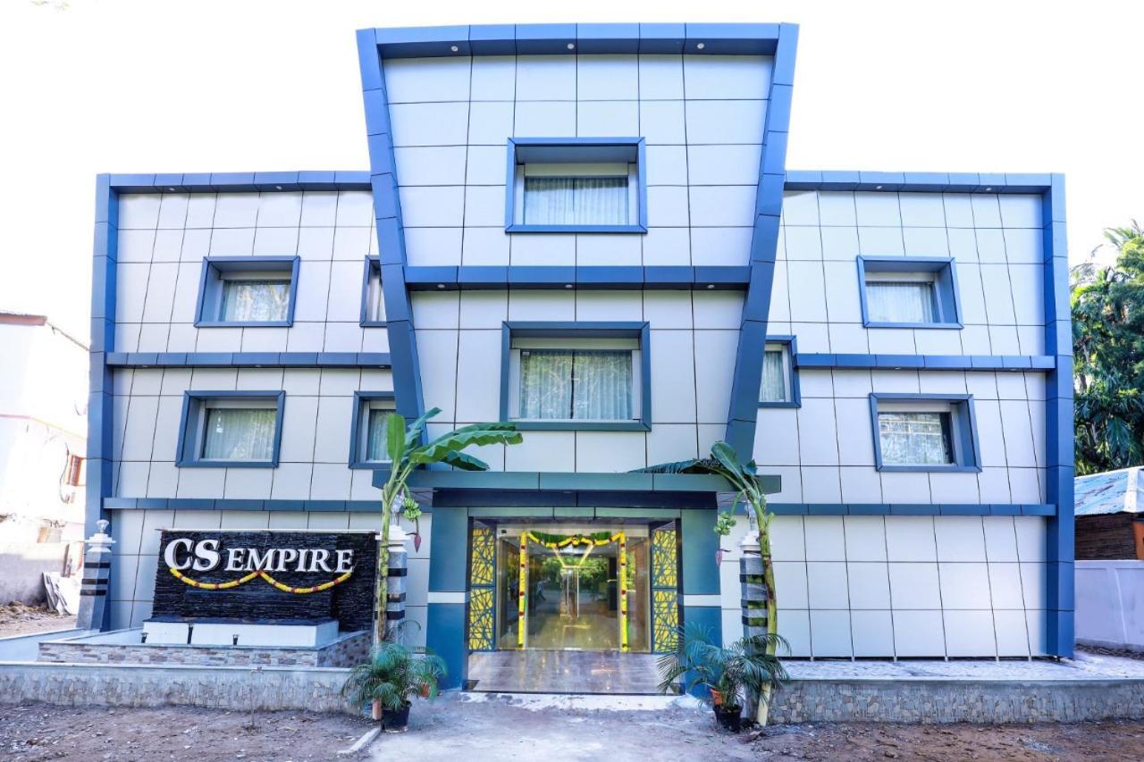 Отель Cs Empire Lakshmanpur Экстерьер фото