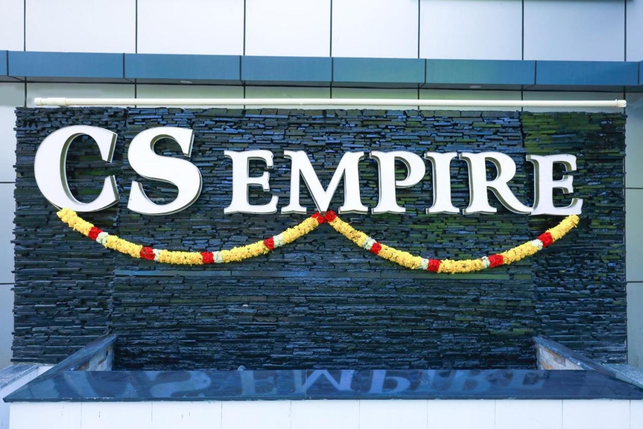 Отель Cs Empire Lakshmanpur Экстерьер фото